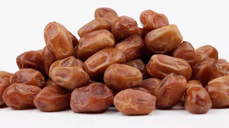 خرما زاهدی اهواز خوش طعم با شیرینی طبیعی